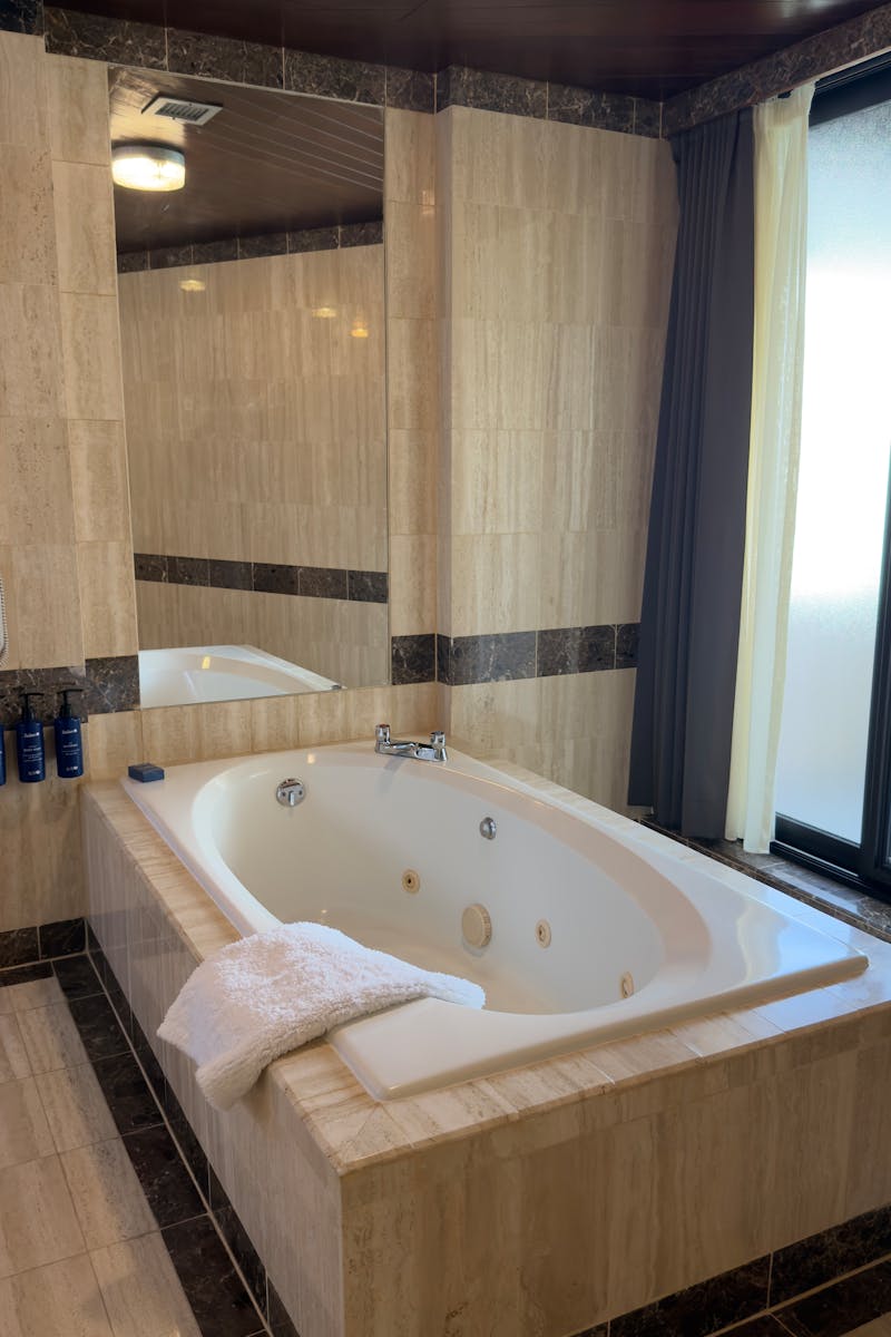 Tub and Shower Replacement